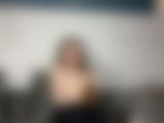 Live cam show with Rose - Natural on Gym Cam Girls