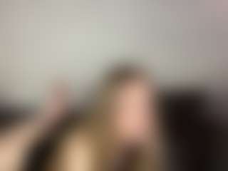 Live cam show with Rose - Skinny Teen (18+) on Dare Cams