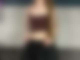 Live cam show with Rose - Striptease on LiveSexCams6