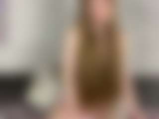 Live cam show with Rose - Striptease on pussylord.com