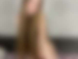 Live cam show with Rose - Skinny on Ass Tok
