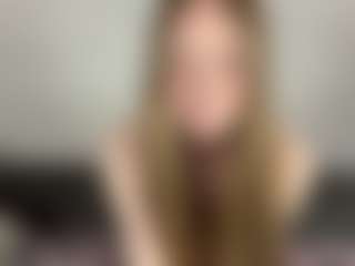 Live cam show with Rose - Bedroom on Camsoda
