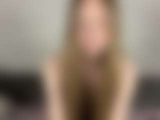 Live cam show with Rose - Blonde Hair on xfollow cams