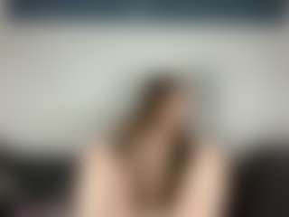 Live cam show with Rose - Striptease Teen (18+) on Camsoda