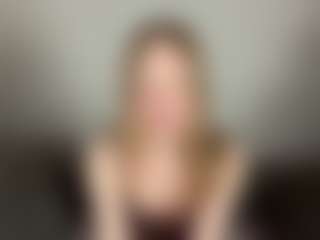 Live cam show with Rose - Green Eyes on camwithhim.com