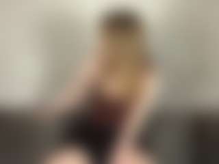 Live cam show with Rose - Blonde Hair Lovense on xxxlivecams.org