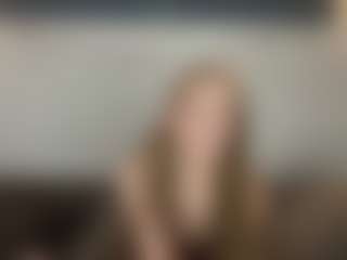 Live cam show with Rose - Bedroom Red Hair on AdultVida.com
