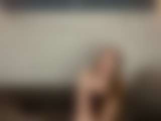 Live cam show with Rose - Ass Bouncing on Dolls Live