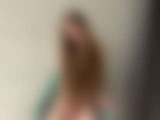 Live cam show with Rose - Red Hair HD on Camsoda.co