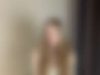 Live cam show with Rose - Sexy on SquirtSoMuch
