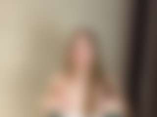 Live cam show with Rose - Red Hair Shaved Pussy on slutload