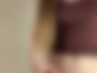 Live cam show with Rose - Thin on Camsoda