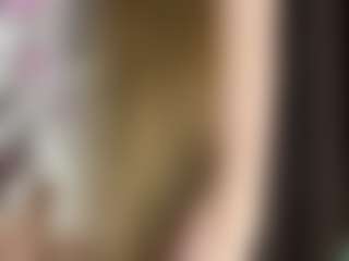 Live cam show with Rose - Striptease on Milfs Live