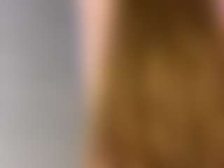 Live cam show with Rose - Blonde Hair Small Tits on livesuperchat.net