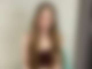 Live cam show with Rose - Green Eyes on Dare Cams
