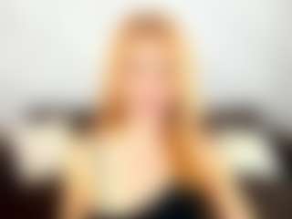 Live cam show with LunaFlinn - Green Eyes on sexylivex.com