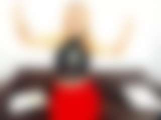Live cam show with LunaFlinn - Green Eyes on makecum.org