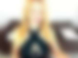 Live cam show with LunaFlinn - Spanking on Pornisteam.com