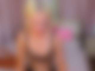 Live cam show with mishapallmer - Natural on Camsoda