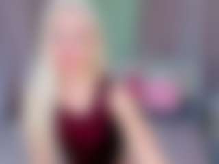 Live cam show with mishapallmer - Lovense on Dolls Live