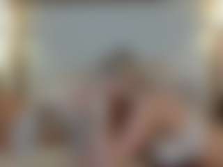 Live cam show with alexialushh - Small Tits on Camming Site
