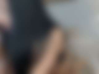 alexialushh's Live Sex Cam Show