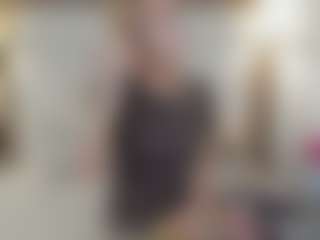 Live cam show with alexialushh - Blonde Hair on CamClone