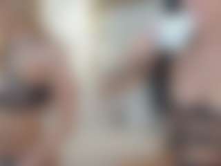 Live cam show with alexialushh - Flashing on Lustler