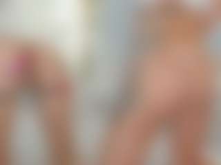 Live cam show with alexialushh - Eating Pussy on Strip Flash - Live Sex Shows