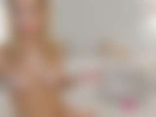 alexialushh's Live Sex Cam Show