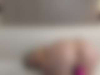 alexialushh's Live Sex Cam Show