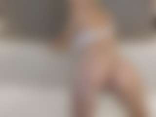 alexialushh's Live Sex Cam Show