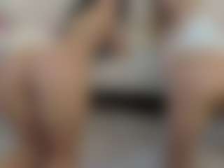 Live cam show with alexialushh - Squirt on CamClone