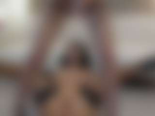 Live cam show with alexialushh - Flashing on Camming Site