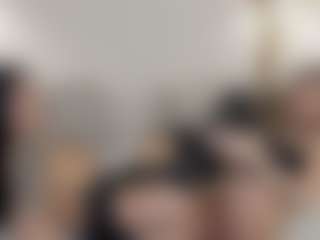Live-Cam-Show mit alexialushh - Spank auf Camsoda