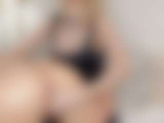 alexialushh's Live Sex Cam Show