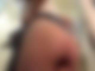 Live cam show with SeraNovelli - Domination on Mixed Magazine Live