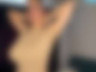SeraNovelli's Live Sex Cam Show
