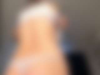 SeraNovelli's Live Sex Cam Show