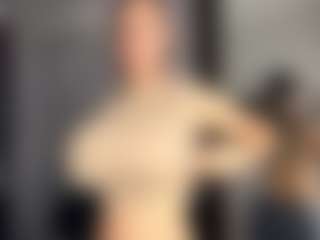 SeraNovelli's Live Sex Cam Show