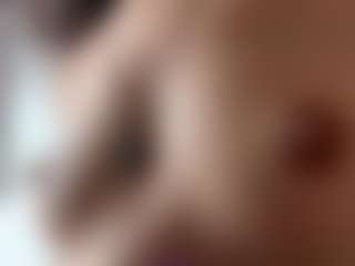 SeraNovelli's Live Sex Cam Show