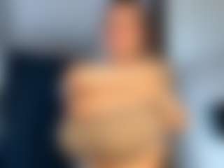 SeraNovelli's Live Sex Cam Show