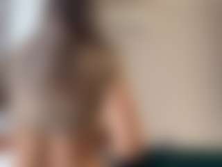 SeraNovelli's Live Sex Cam Show
