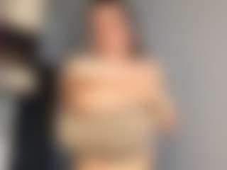 Live cam show with SeraNovelli - Domination on madthumbs