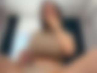 SeraNovelli's Live Sex Cam Show