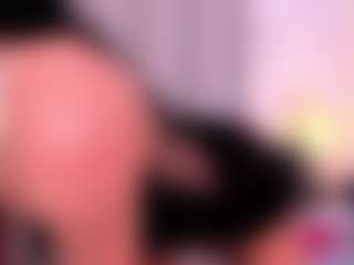 ShaynaRosc's Live Sex Cam Show