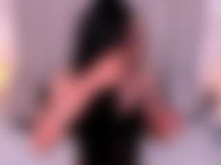 Live cam show with ShaynaRosc - Nipple Piercings on sexylivex.com