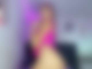 Live cam show with emmie-bunny - Red Hair on sexylive.show