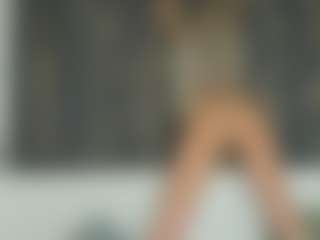 Spettacolo in cam dal vivo con HarleyDreamy - Huge Tits su Camsoda
