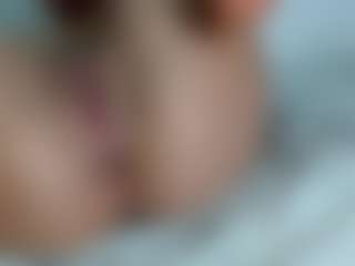 karolsweetvagi's Live Sex Cam Show